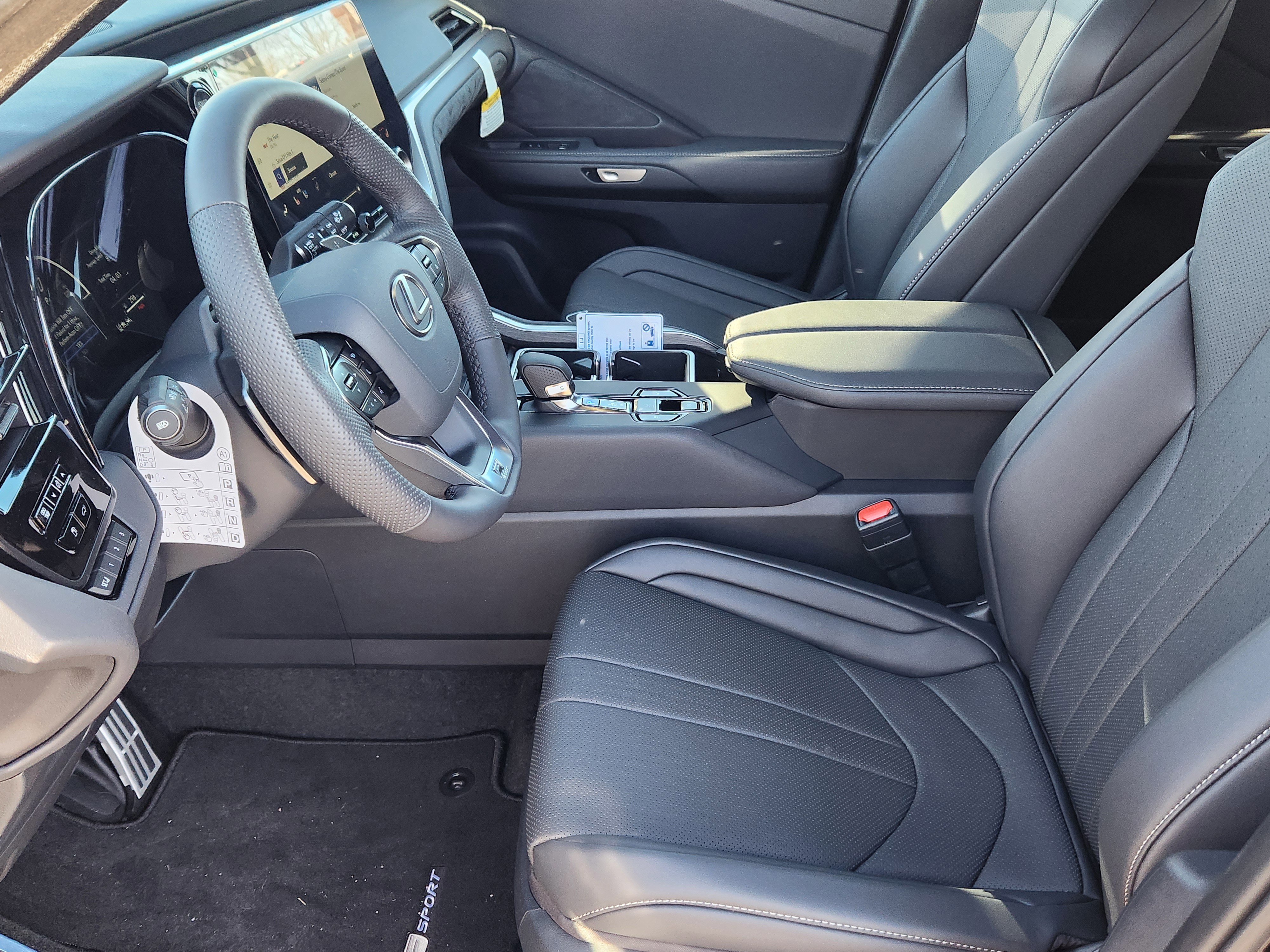 New 2026 Lexus TX 500h AWD image 15