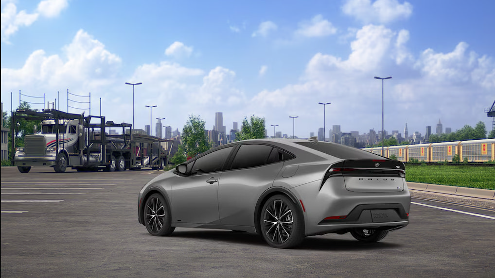 New 2027 Toyota Prius XLE AWD/4WD image 4