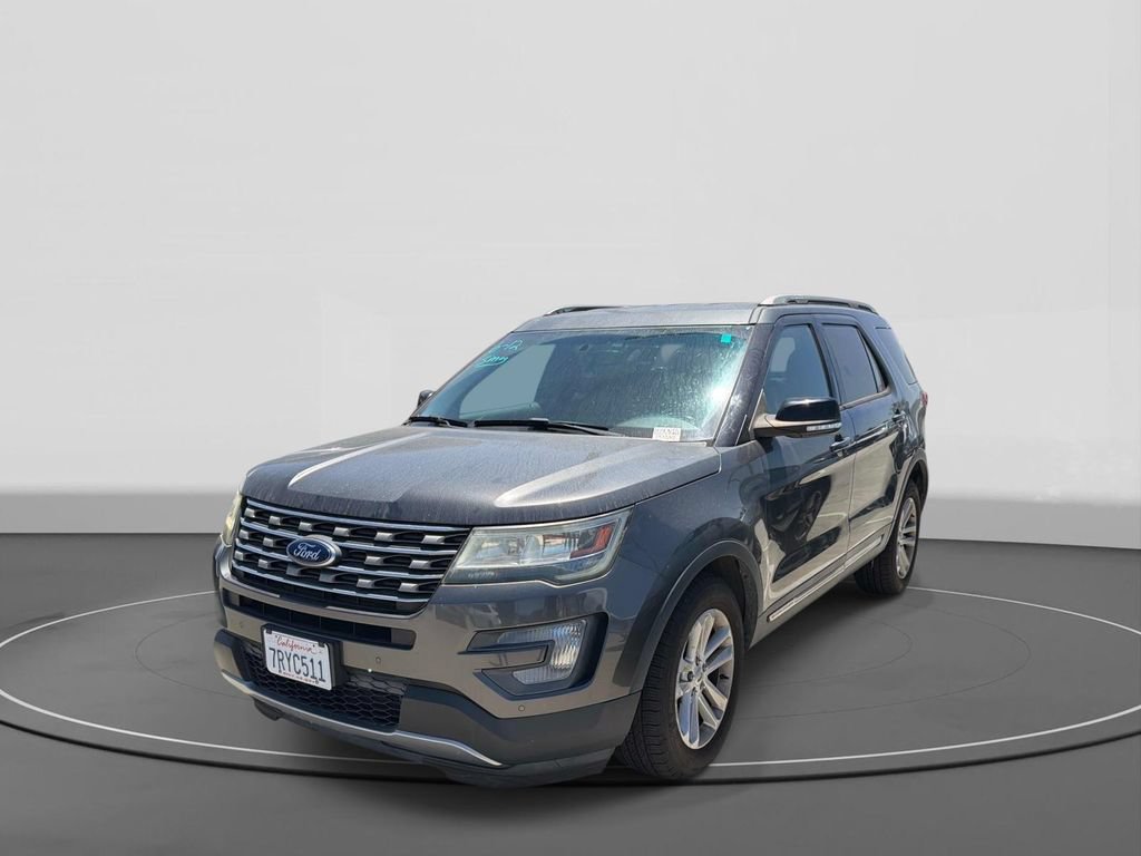 Used 2016 Ford Explorer XLT w/ Equipment Group 202A FWD image 1