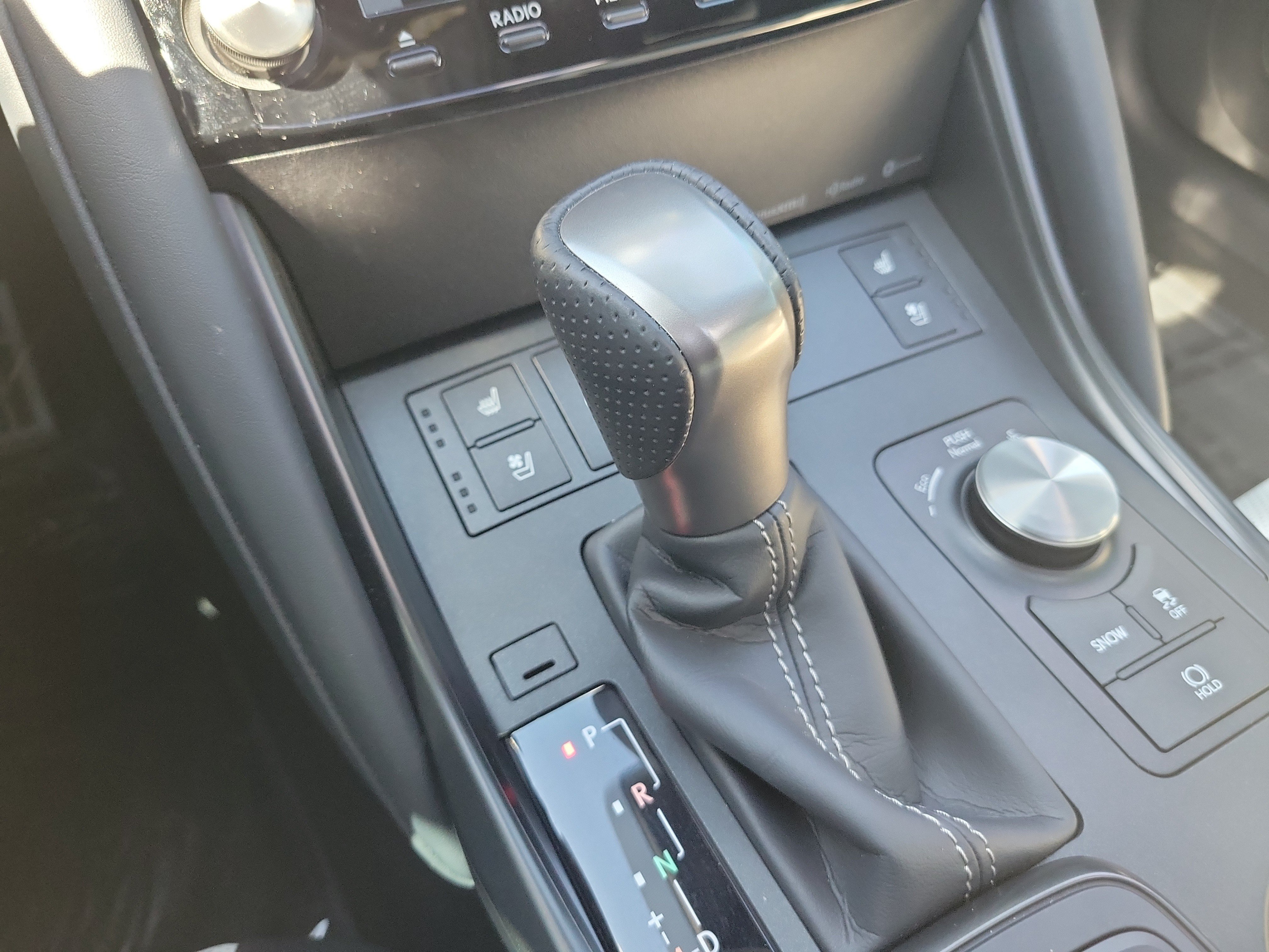 Used 2025 Lexus IS 350 F Sport RWD image 27