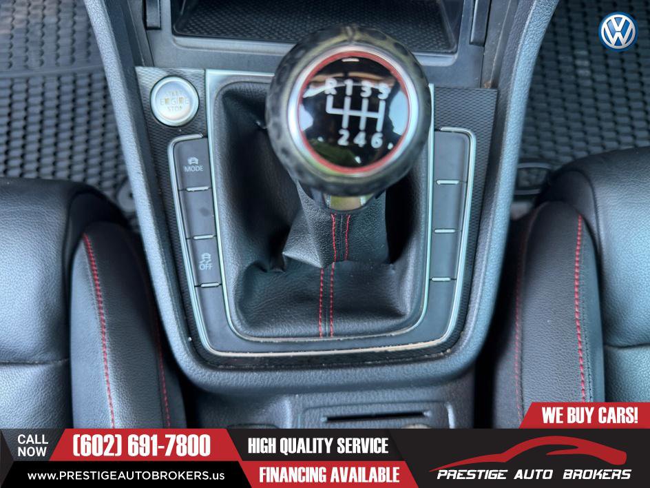 Used 2015 Volkswagen GTI 4-Door FWD image 37