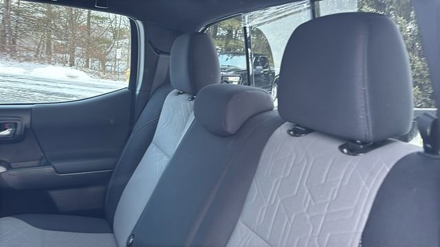Used 2023 Toyota Tacoma TRD Sport w/ Technology Package image 29