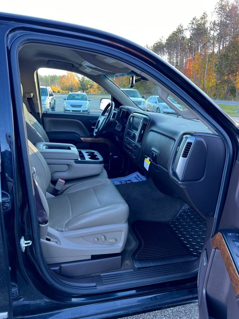 Used 2017 Chevrolet Silverado 1500 LTZ w/ Sport Package image 17