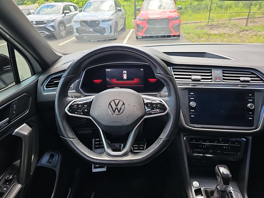 Used 2022 Volkswagen Tiguan SE R-Line AWD/4WD image 13