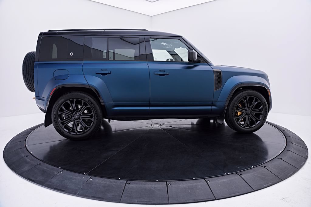Used 2026 Land Rover Defender 110 OCTA AWD/4WD image 18