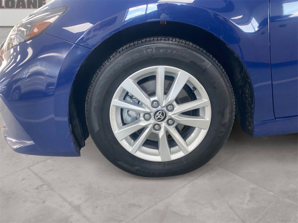Used 2025 Toyota Camry LE image 14