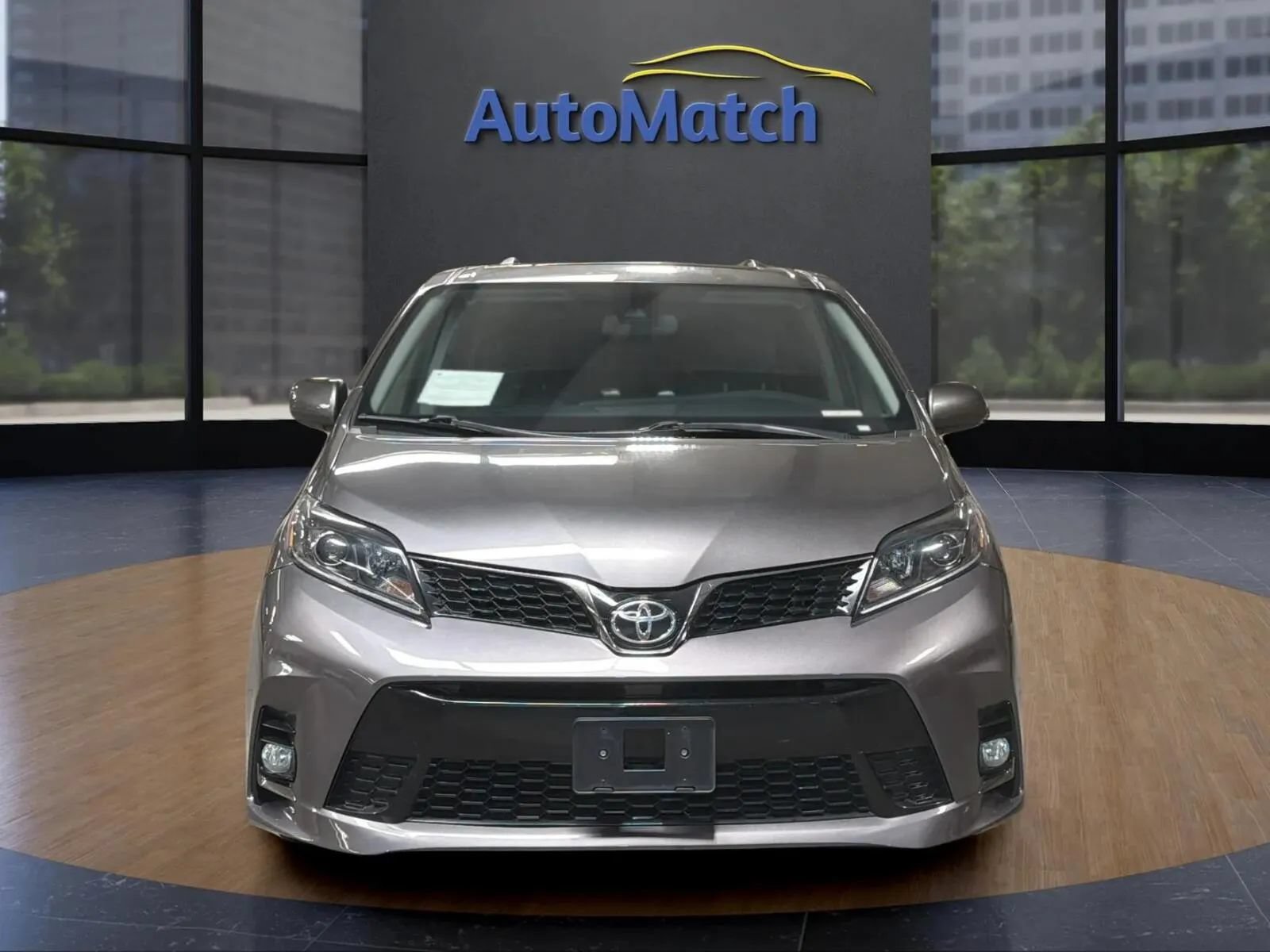 Used 2020 Toyota Sienna SE Premium AWD/4WD image 3