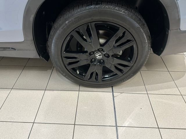 Used 2022 Honda Pilot Black Edition image 17