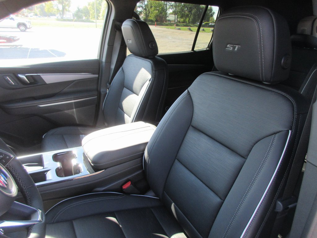 New 2026 Buick Enclave Sport Touring image 15