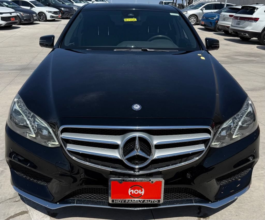 Used 2015 Mercedes-Benz E 400 Sedan image 4