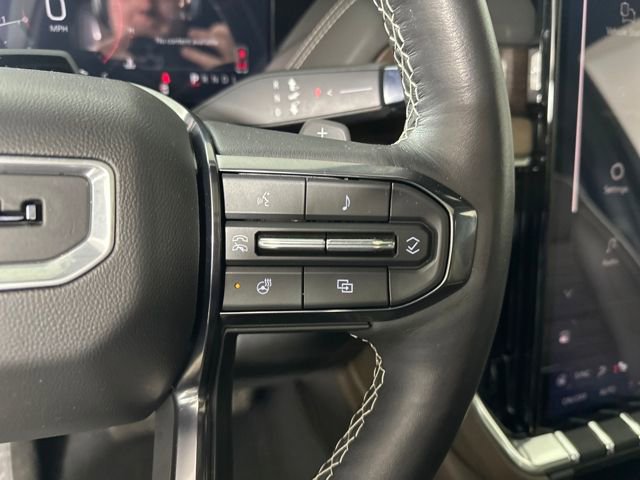 Used 2025 GMC Yukon Denali Ultimate w/ LPO, Floor Liner Package image 16