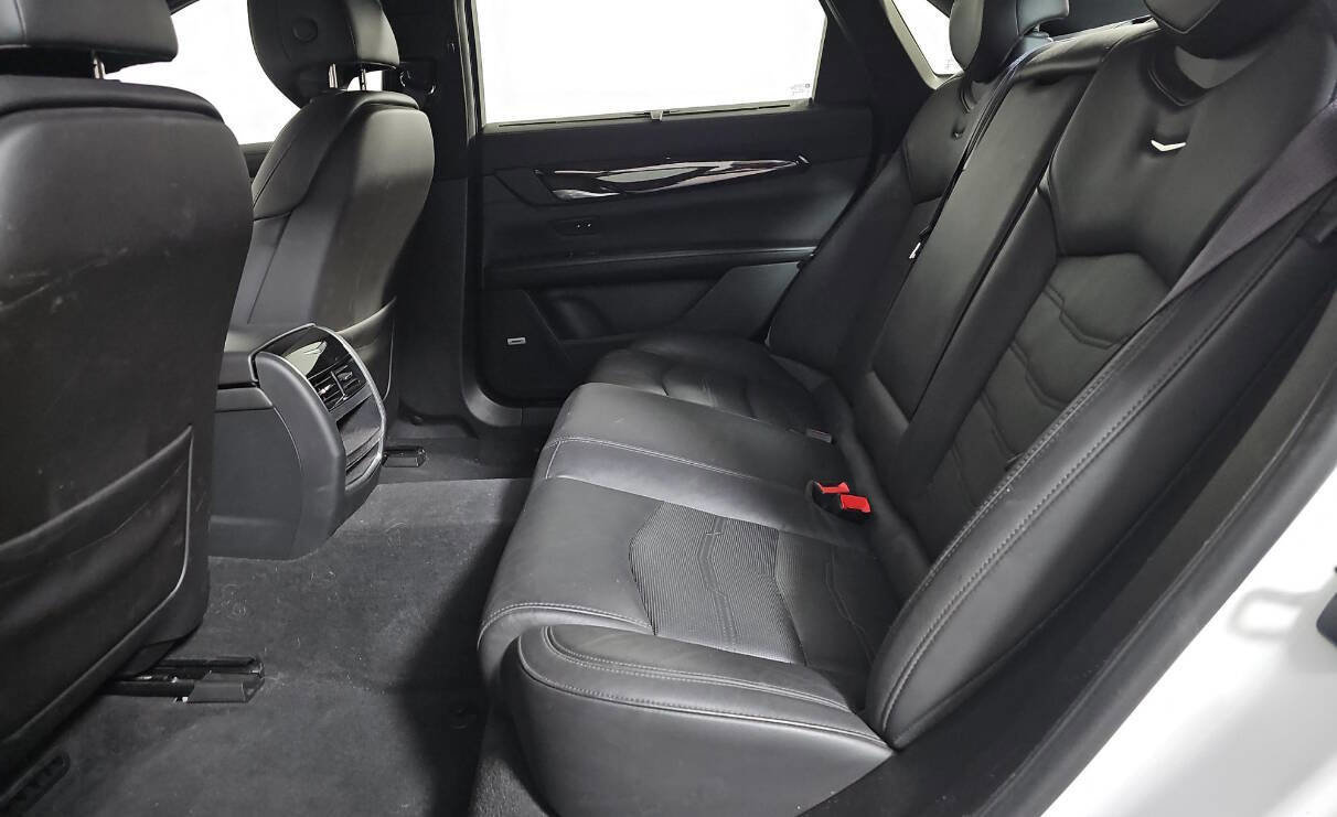 Used 2017 Cadillac CT6 Luxury image 10