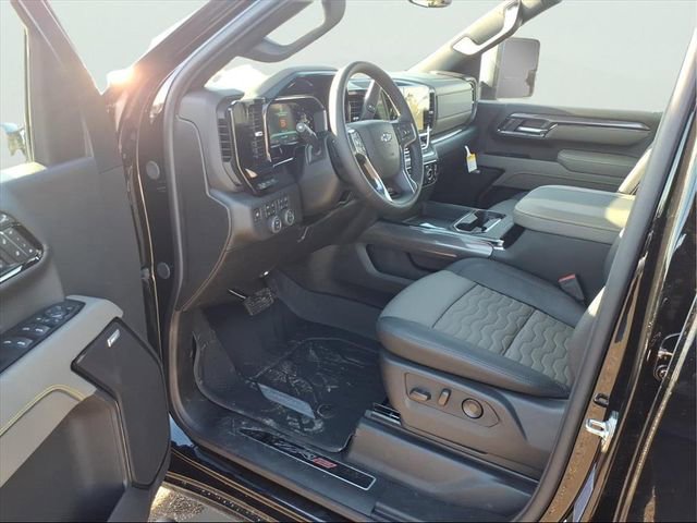 New 2026 Chevrolet Silverado 2500 ZR2 image 10