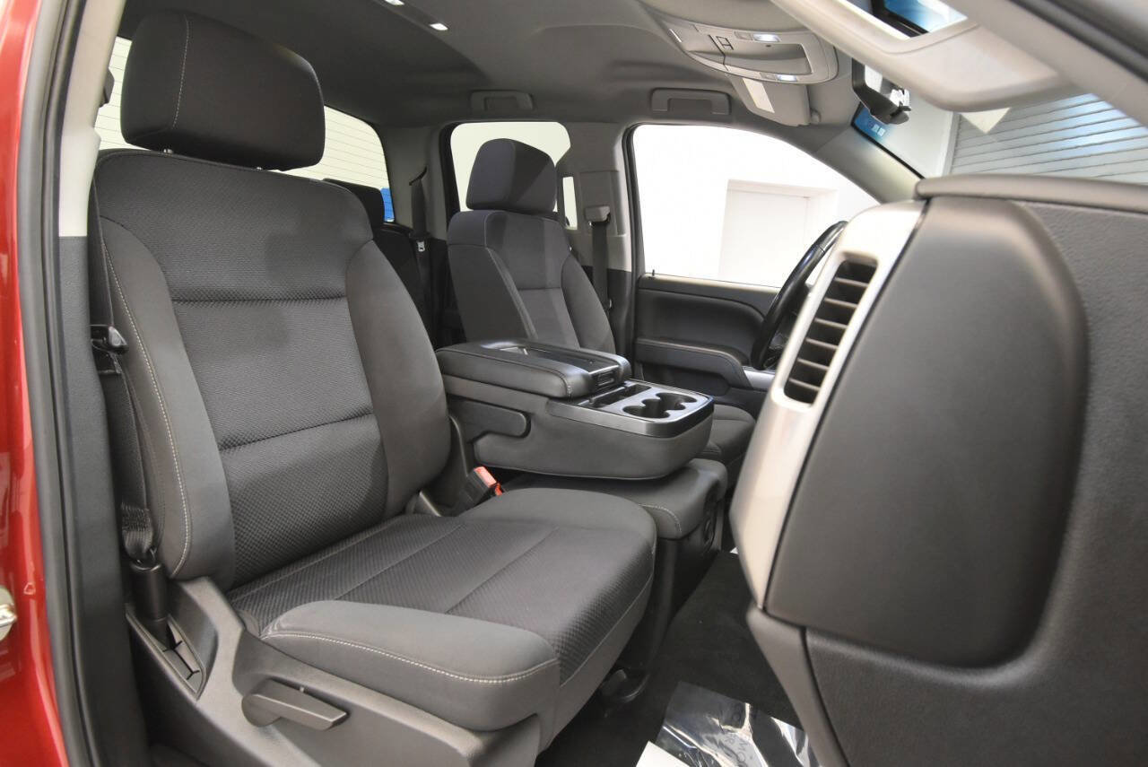 Used 2018 Chevrolet Silverado 1500 LT w/ All Star Edition AWD/4WD image 21