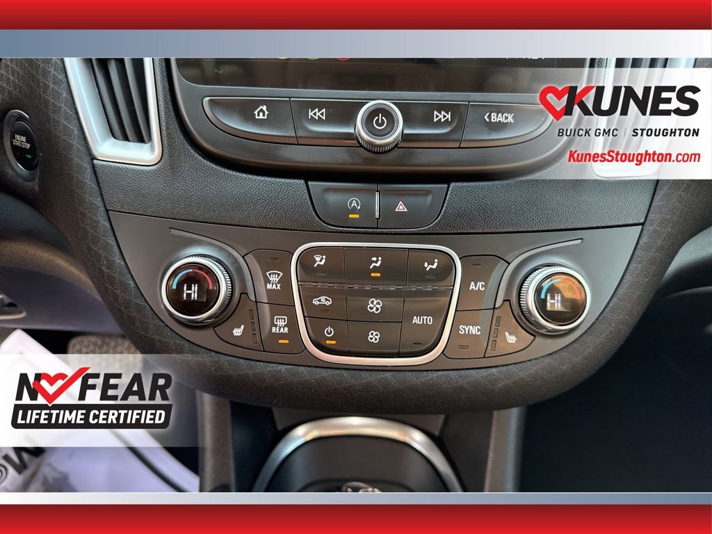 Used 2024 Chevrolet Malibu LT image 33