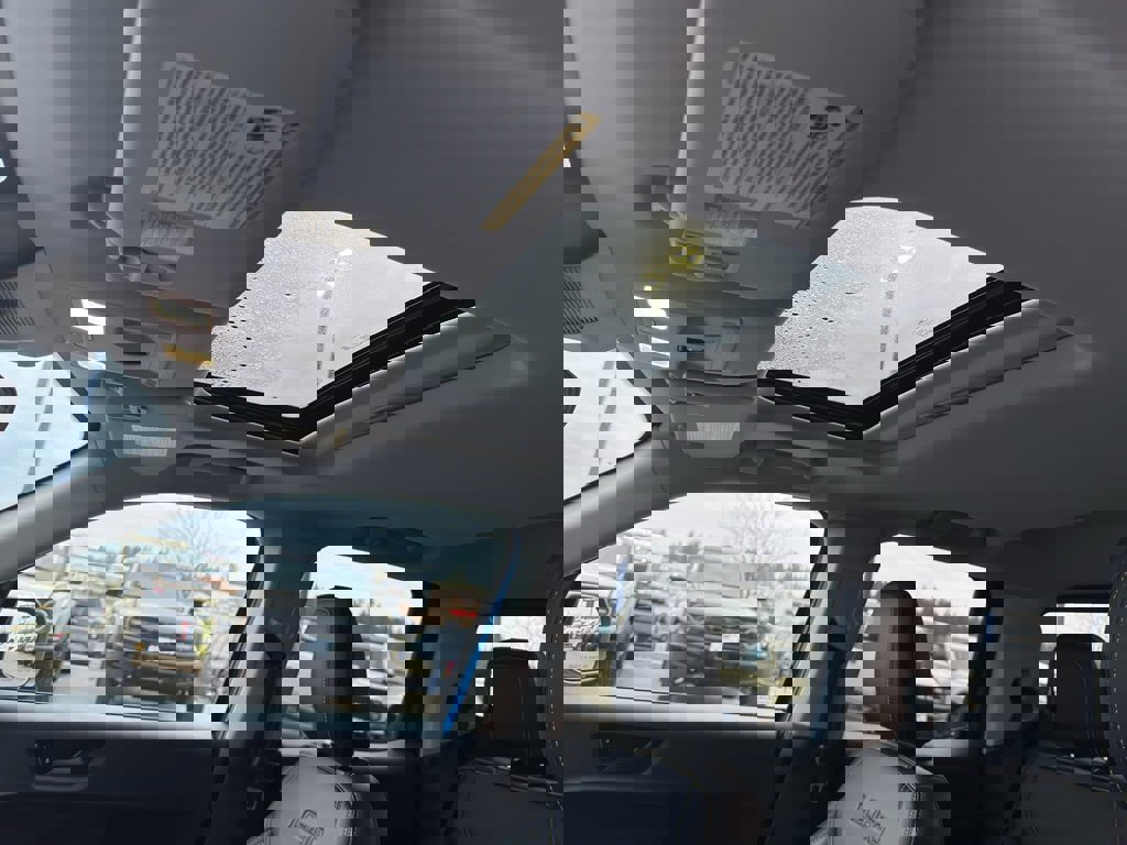 New 2025 Ford Maverick Lobo image 25