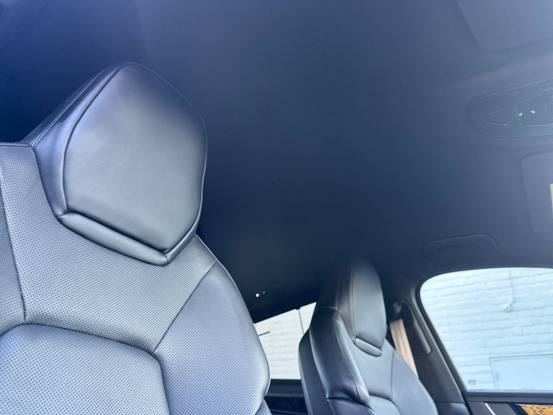 Used 2024 Porsche Cayenne Turbo GT image 19