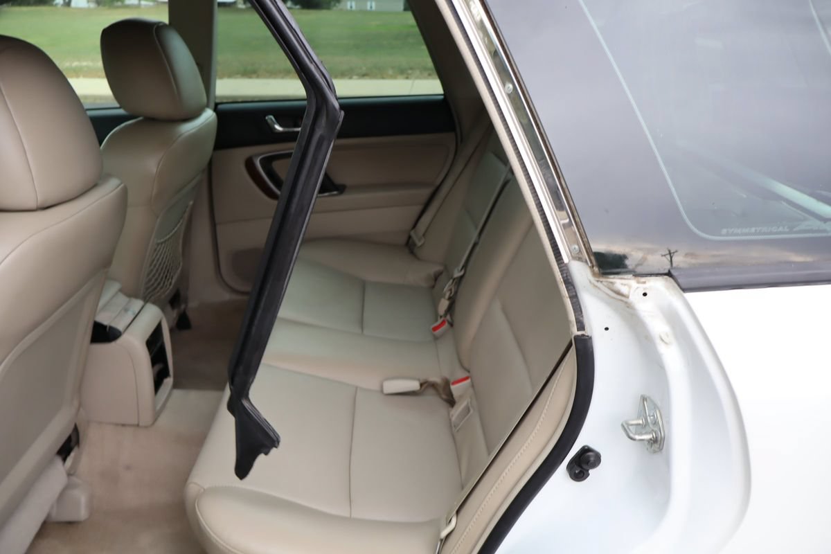 Used 2007 Subaru Legacy Wagon AWD/4WD image 20