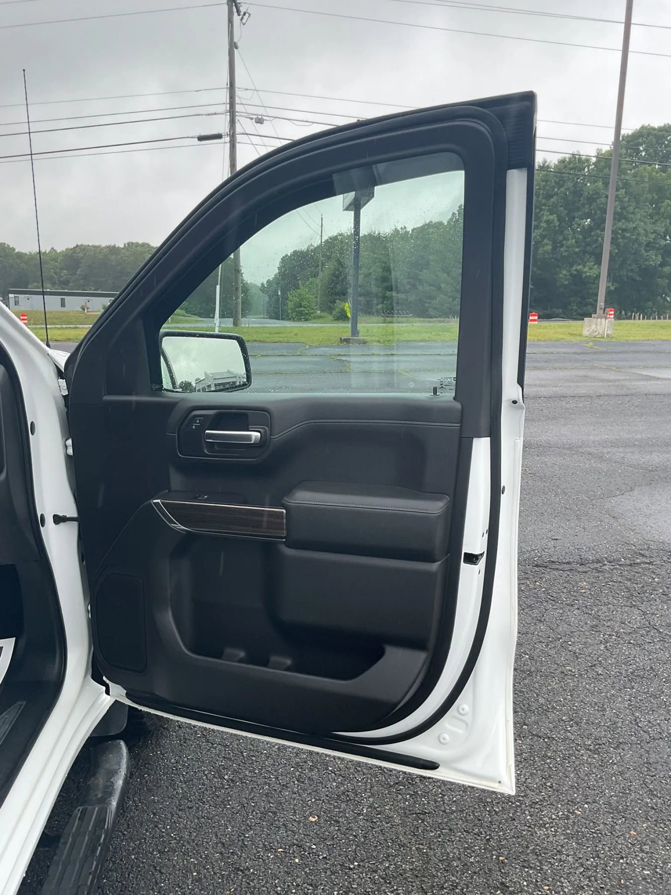 Used 2019 Chevrolet Silverado 1500 LT w/ All-Star Edition AWD/4WD image 35