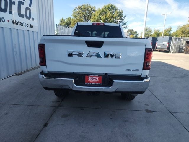 New 2026 RAM 2500 Tradesman AWD/4WD image 19