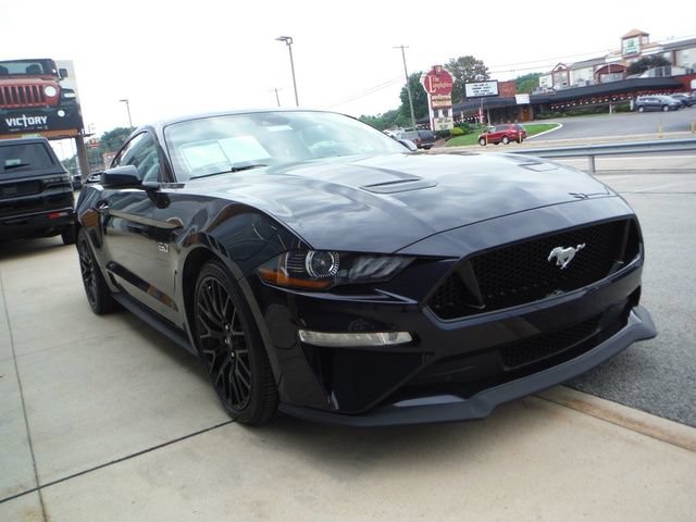 Used 2021 Ford Mustang GT Premium w/ GT Performance Package RWD image 12