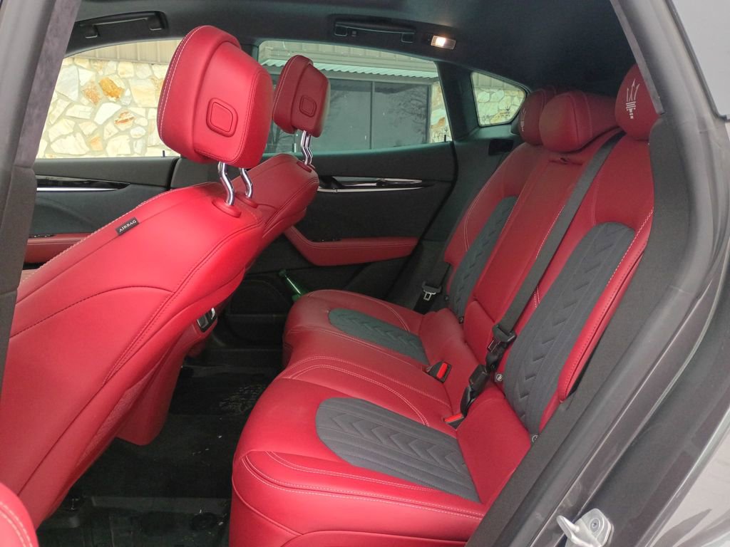 Used 2023 Maserati Levante GT image 23