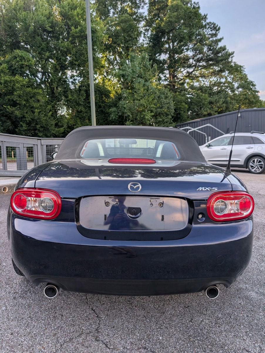 Used 2012 MAZDA MX-5 Miata Sport w/ Convenience Pkg image 5