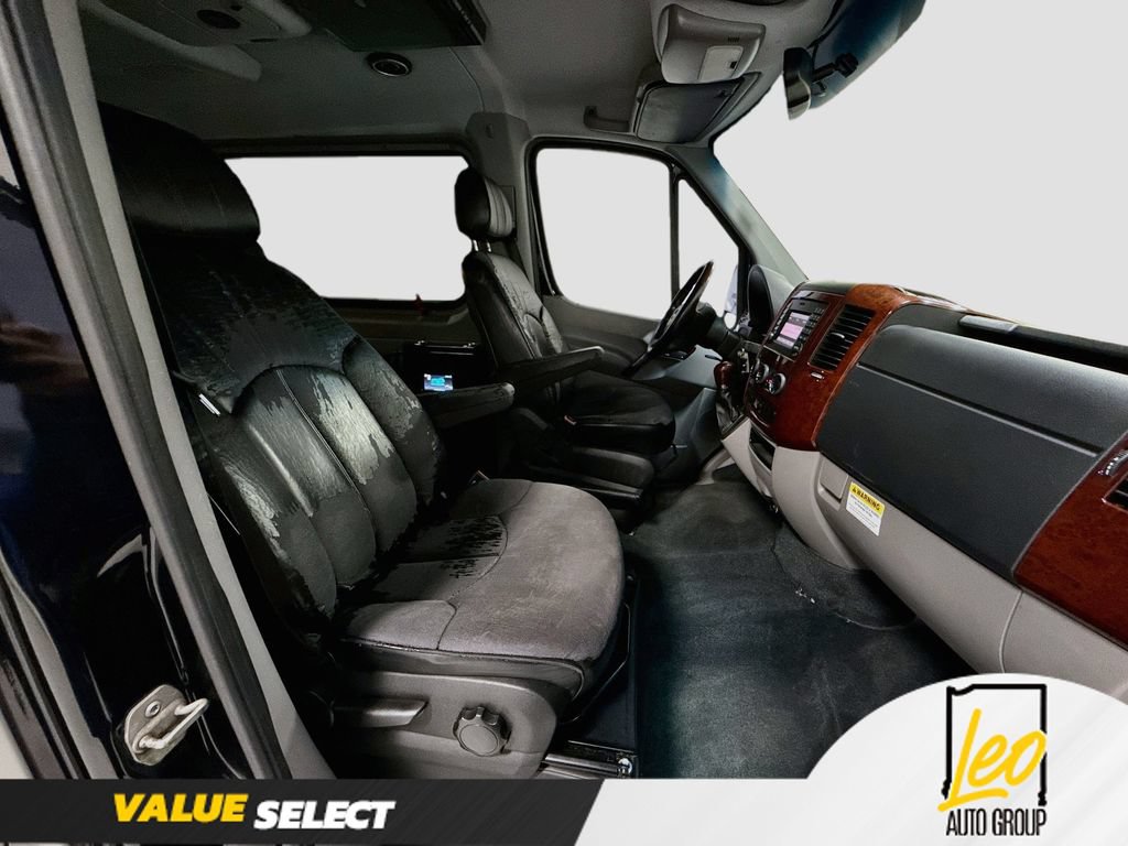 Used 2014 Mercedes-Benz Sprinter 2500 image 28
