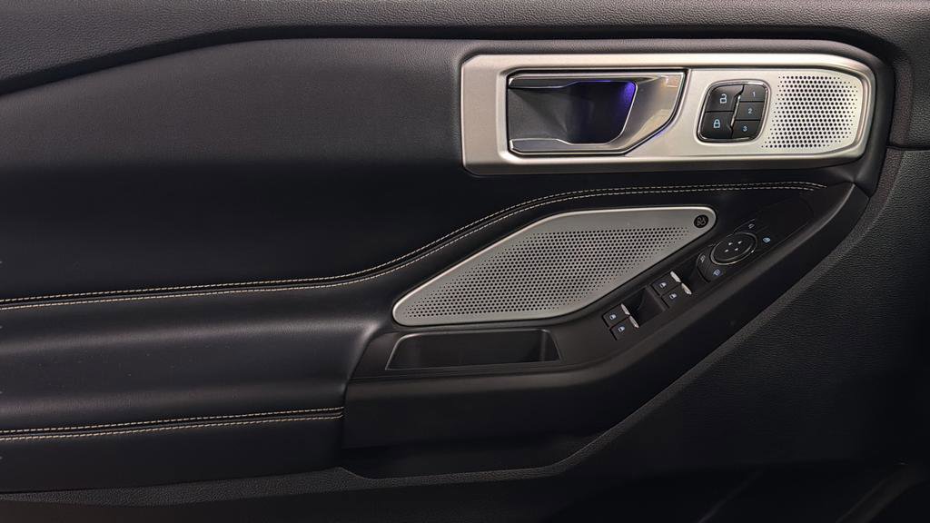 Used 2020 Ford Explorer ST w/ Premium Technology Package image 20