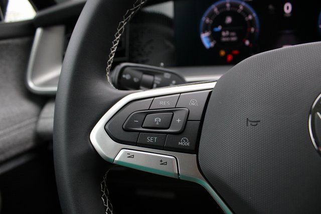 New 2025 Volkswagen Tiguan S FWD image 12