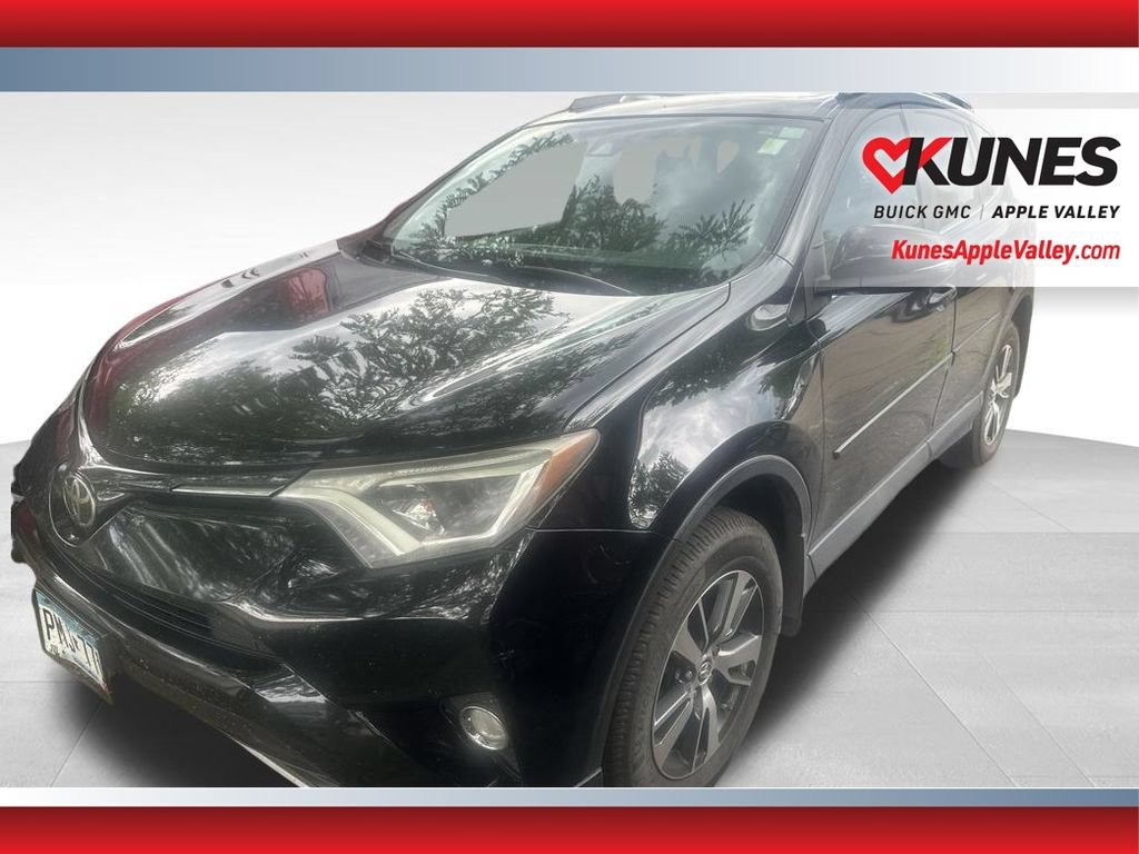 Used 2017 Toyota RAV4 XLE AWD/4WD image 1