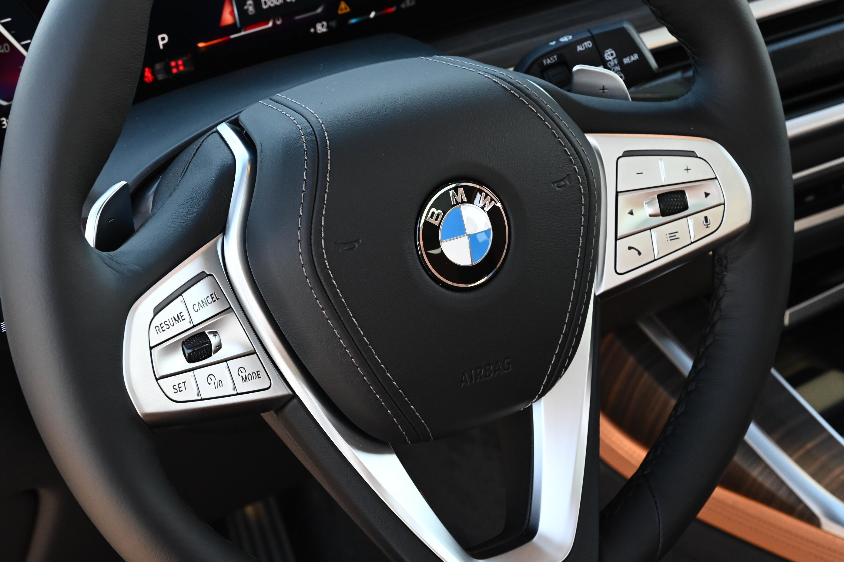 New 2026 BMW X7 xDrive40i w/ Executive Package image 22