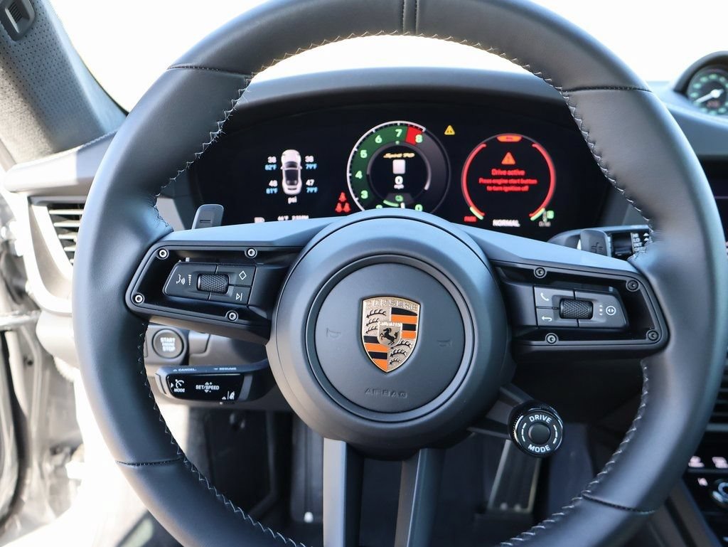 Certified 2026 Porsche 911 GTS RWD image 31
