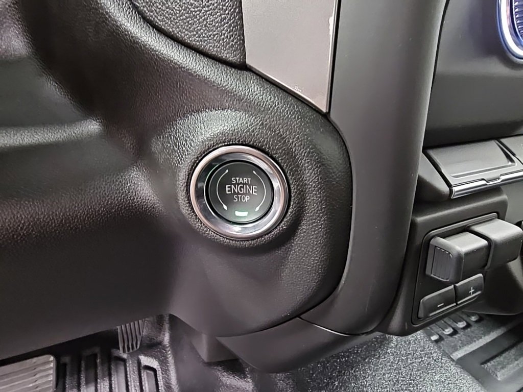 New 2025 GMC Sierra 2500 Pro image 18