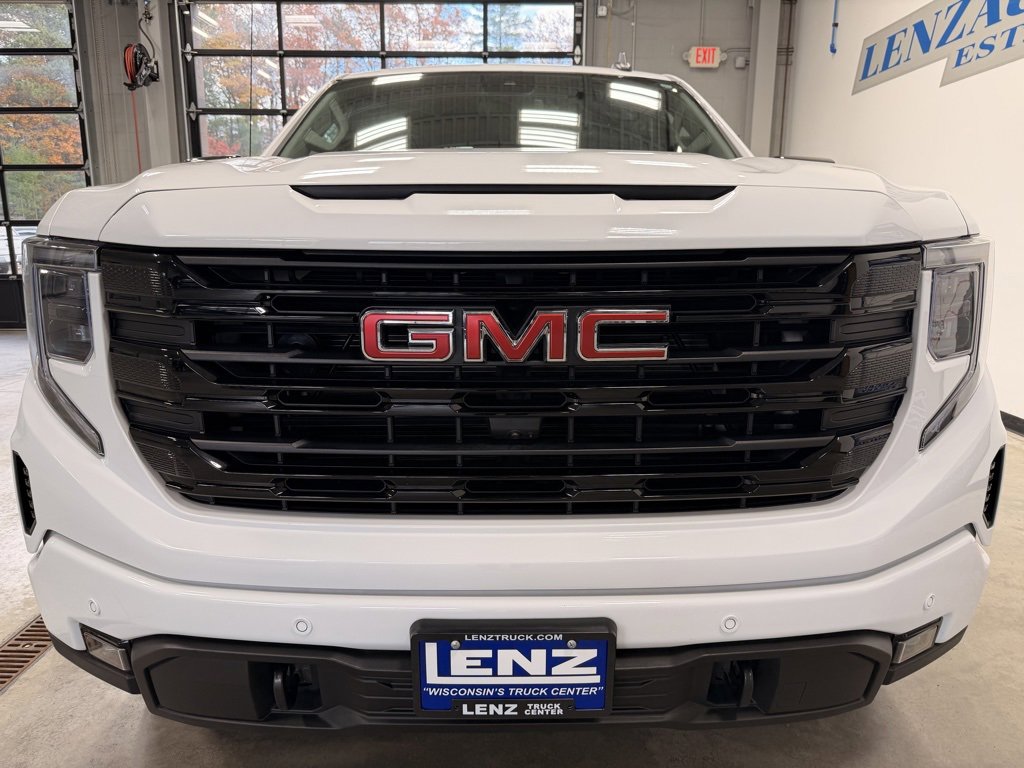 Used 2025 GMC Sierra 1500 Elevation w/ Elevation Premium Package image 3