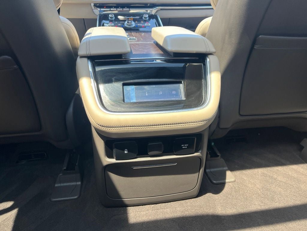 Certified 2023 Lincoln Navigator L Reserve AWD/4WD image 14