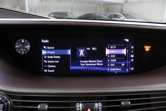 Used 2018 Lexus LS 500 image 23