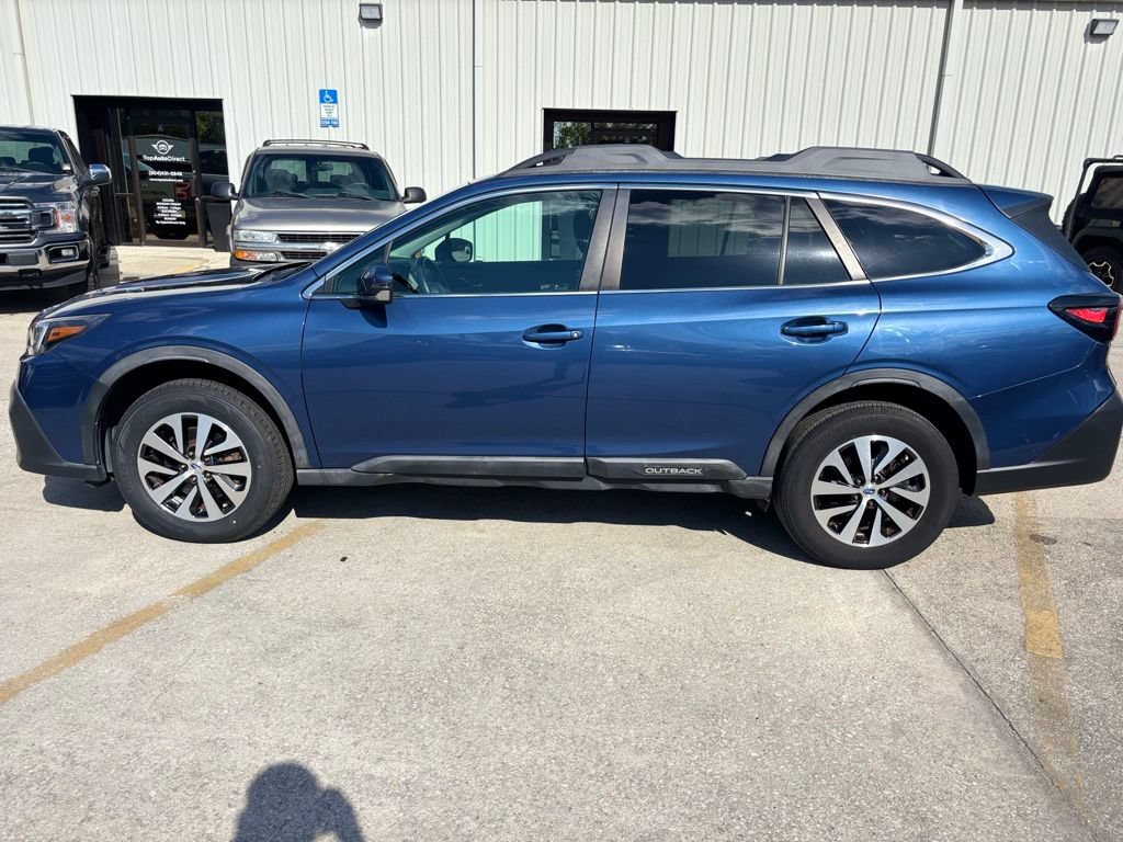 Used 2020 Subaru Outback Premium w/ Popular Package #1 AWD/4WD image 2