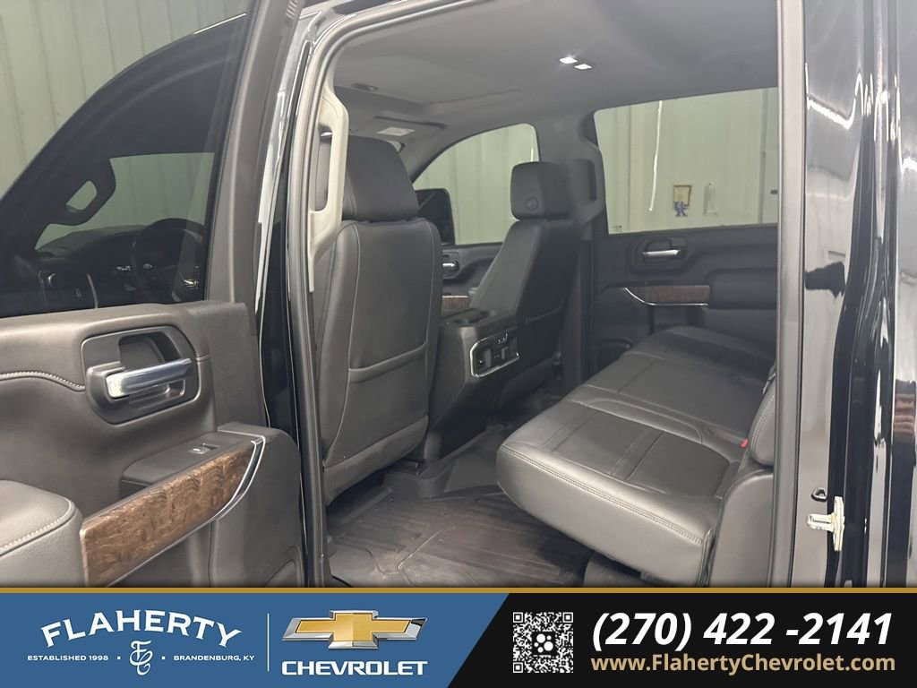 Used 2020 GMC Sierra 3500 Denali w/ Denali Ultimate Package image 10