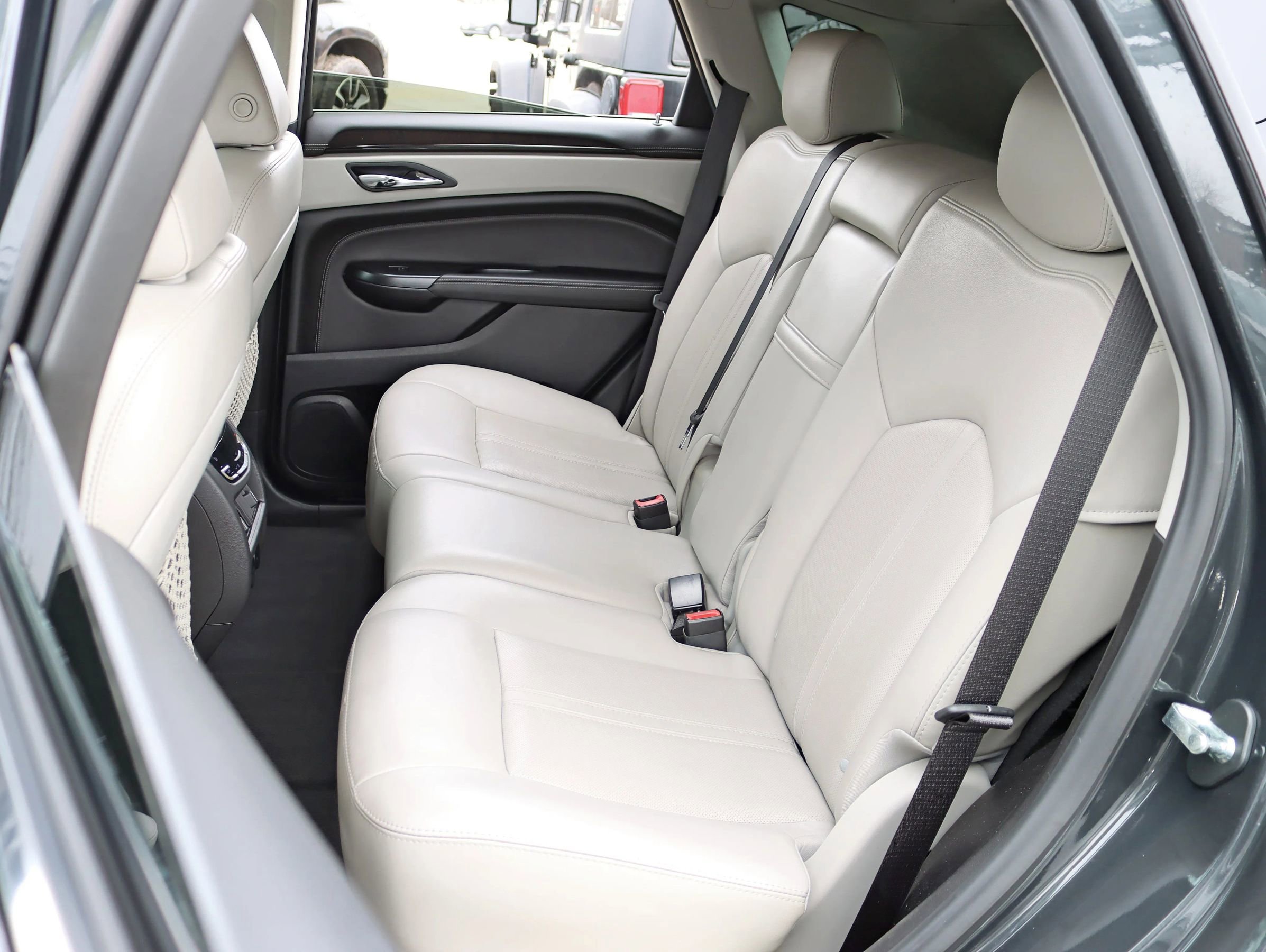 Used 2015 Cadillac SRX Premium image 26