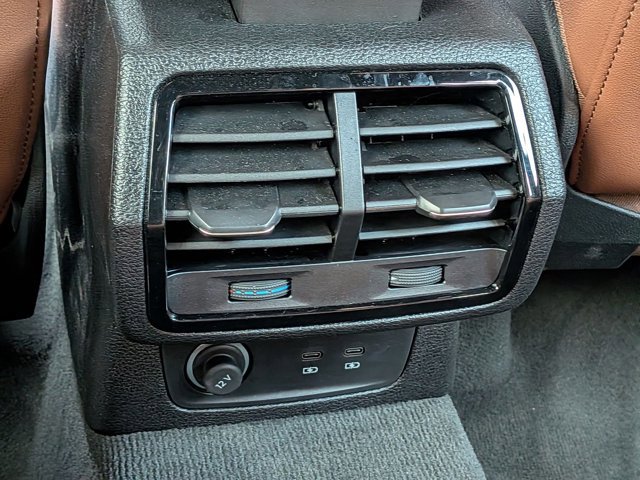 Certified 2025 Audi Q3 2.0T Premium w/ Convenience Package image 19