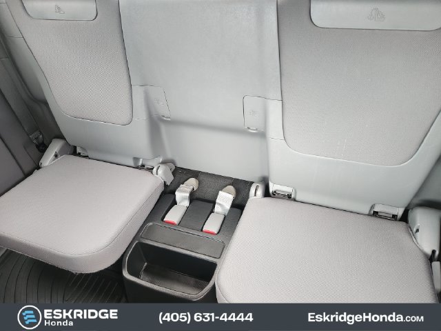 Used 2015 Toyota Tacoma 4x4 Access Cab V6 w/ TRD Off-Road Package image 29