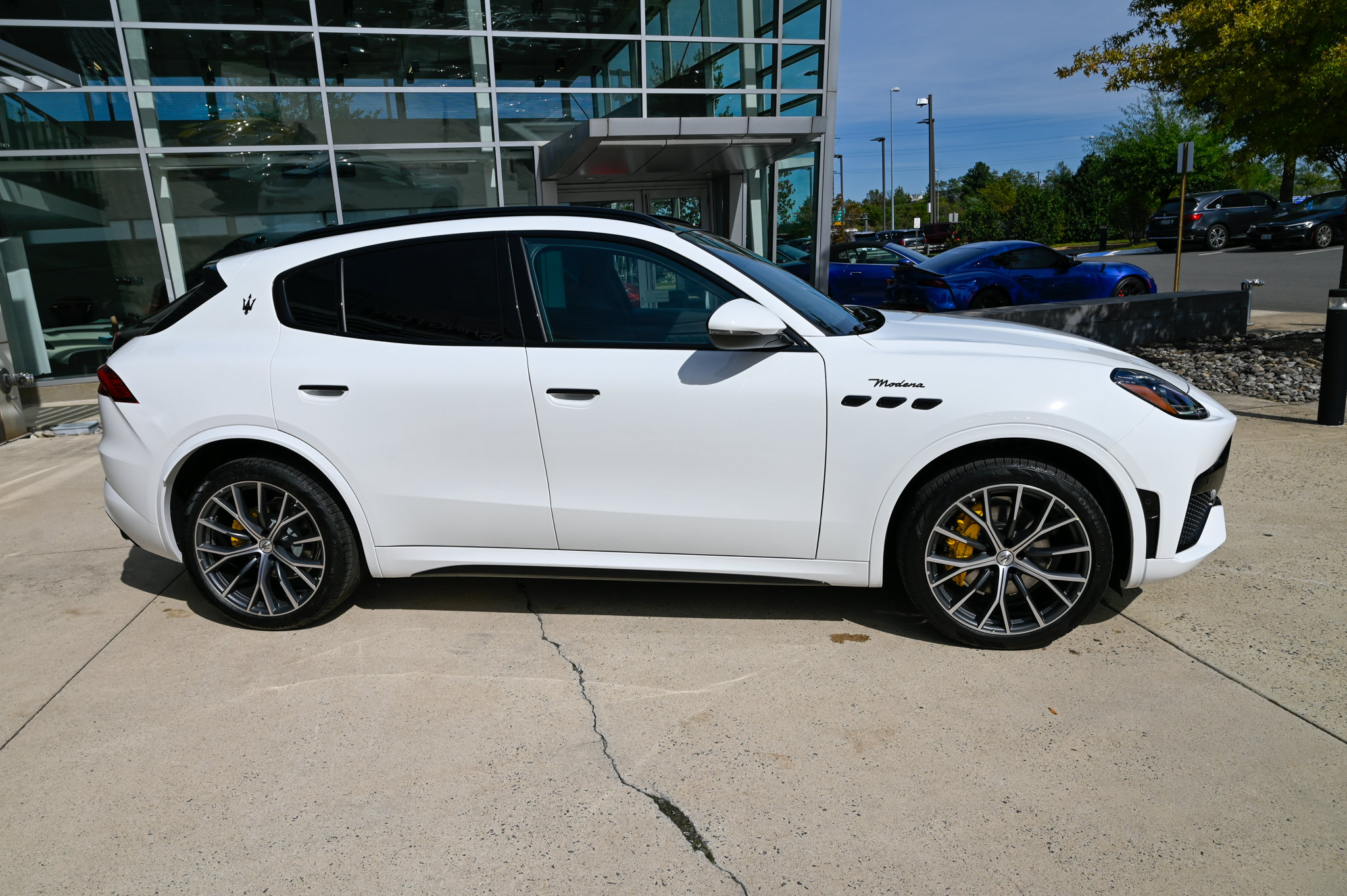 New 2027 Maserati Grecale Modena AWD/4WD image 4