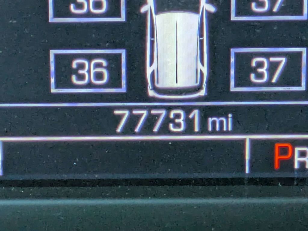 Used 2020 Chevrolet Tahoe LT w/ Z71 Midnight Edition image 43