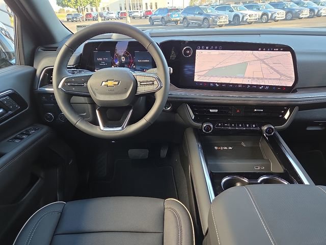 New 2026 Chevrolet Suburban Premier image 8