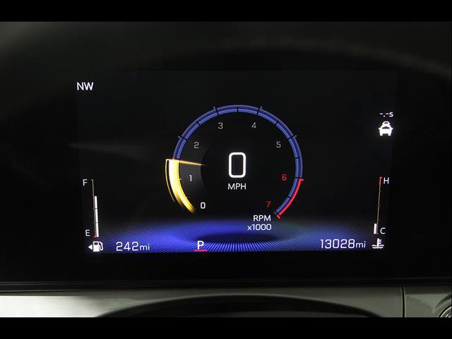 Used 2024 Chevrolet Trax LT w/ Driver Confidence Package FWD image 8