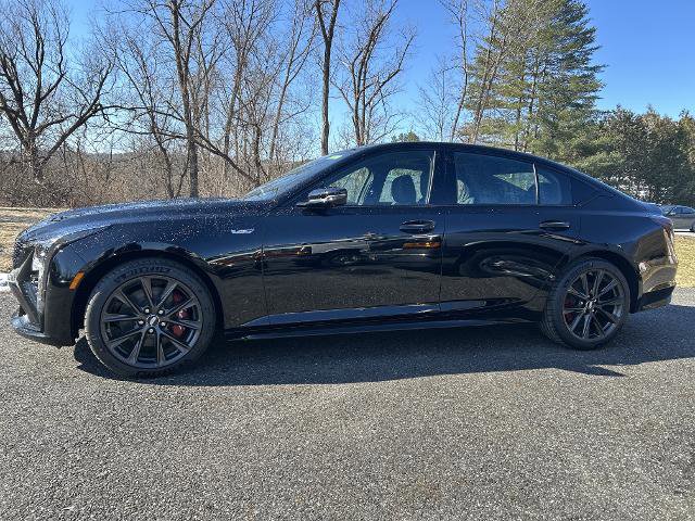 New 2026 Cadillac CT5 V AWD/4WD image 3