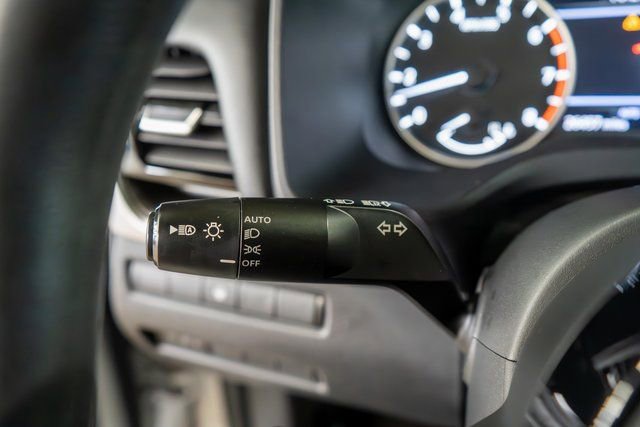 Used 2021 Nissan Rogue SV image 24