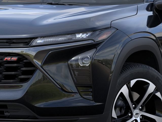 New 2026 Chevrolet Trax RS w/ Sunroof Package FWD image 10
