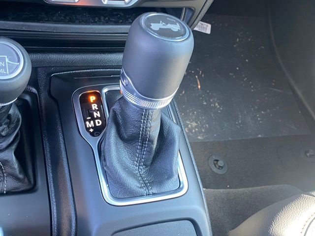 New 2025 Jeep Wrangler Sahara image 24